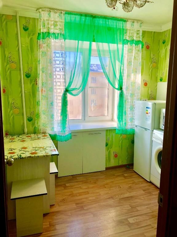 Апартаменты Однокомнатная квартира на 45 посуточно Усть-Каменогорск