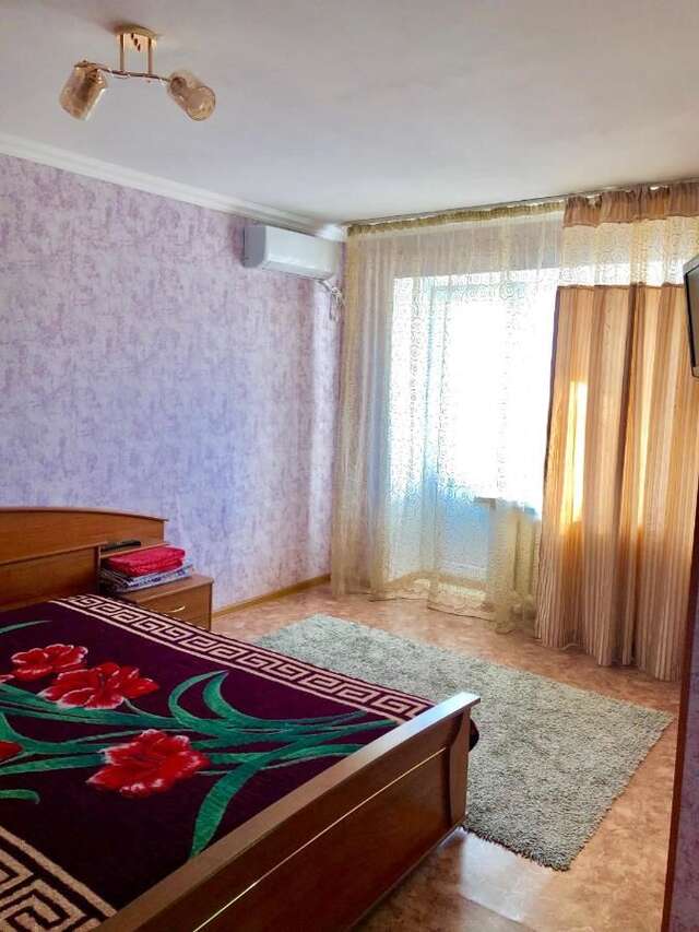 Апартаменты Однокомнатная квартира на 45 посуточно Усть-Каменогорск-4